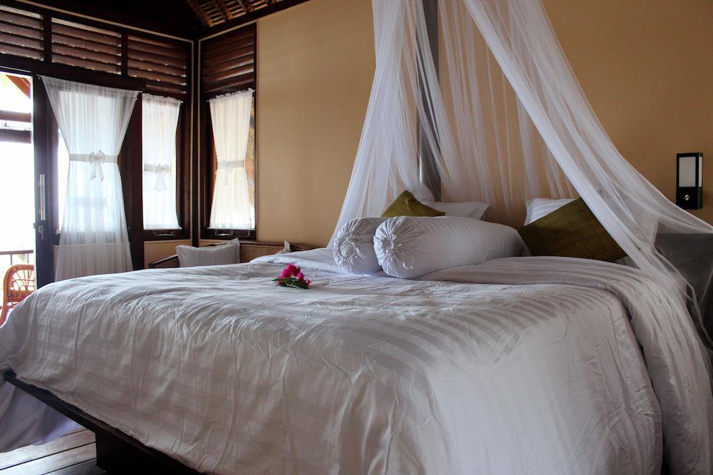 Ary'S Lagoon Bungalow & Hotel Karimunjawa Habitación foto